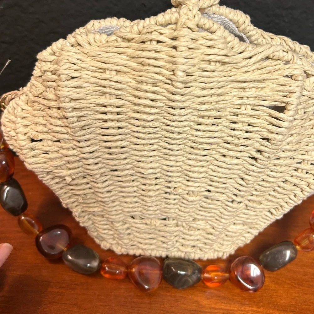 Sun ‘N’ Sand Woven Shell Handbag NWOT Cream-Colored Rattan faux tortoise beads - Picture 2 of 8